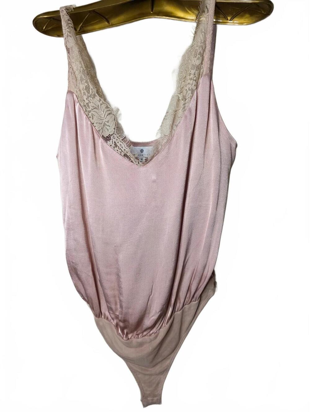 Socialite Pink Lace Trim Bodysuit Size M New With Tags Great Layering Piece